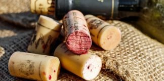 Los 5 tipos de tapones de corcho más utilizados para el vino tipos de tapones de corcho para el vino