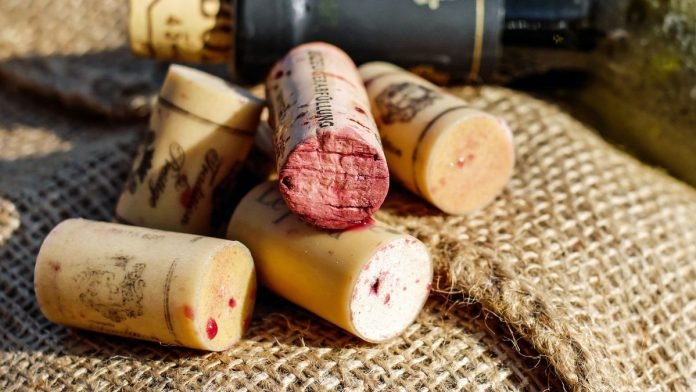 tipos de tapones de corcho para el vino